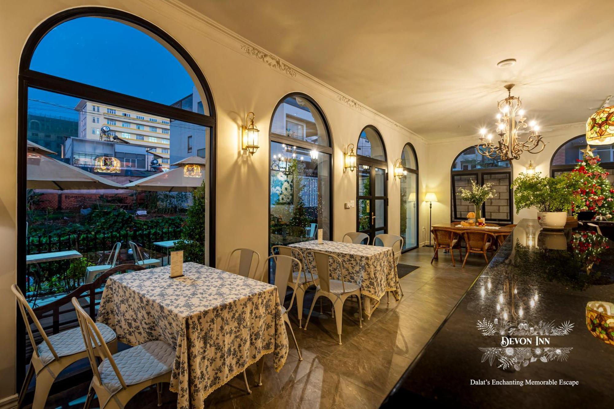 Devon Inn Khu Chi Lăng Exteriör bild