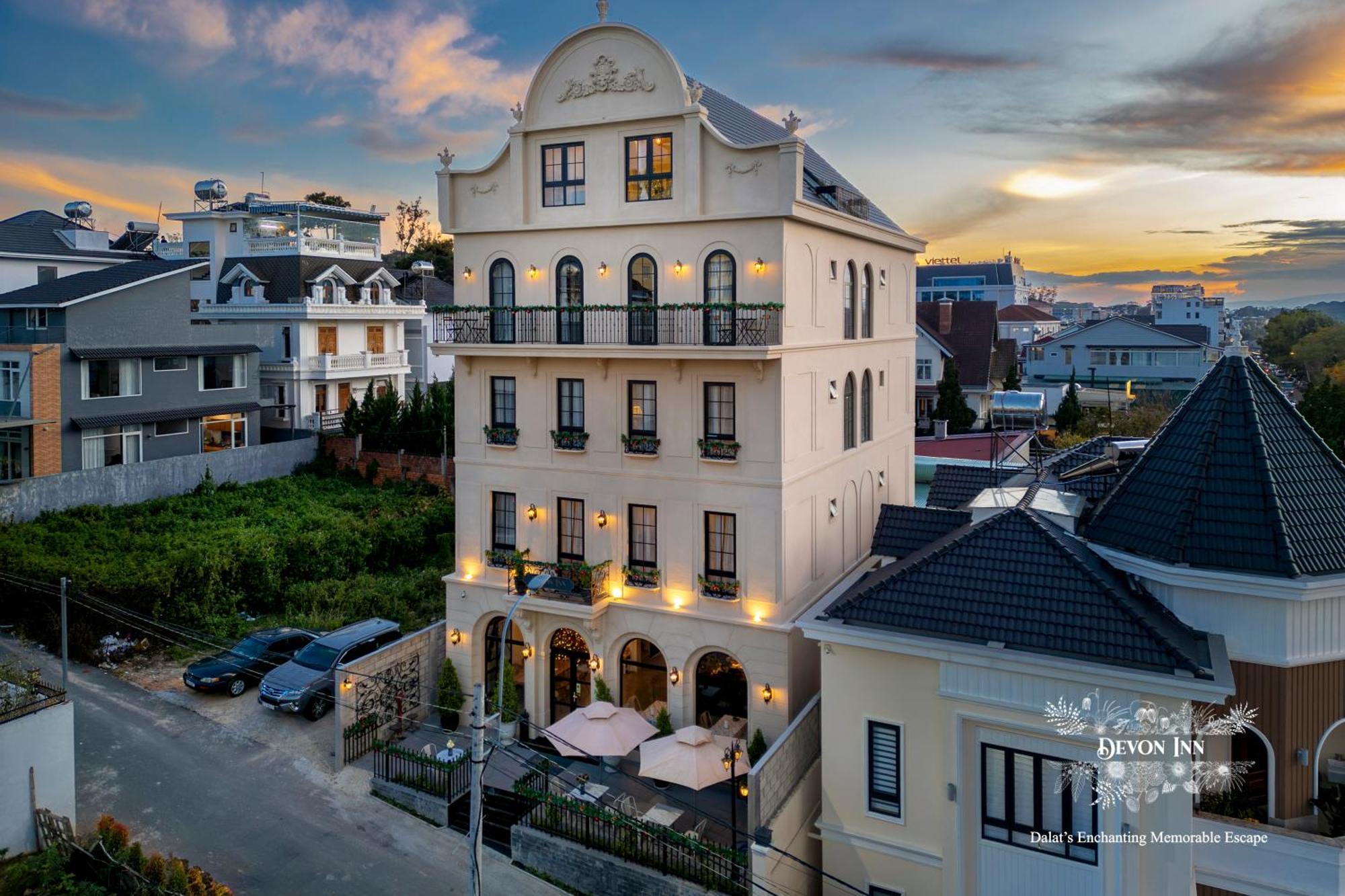 Devon Inn Khu Chi Lăng Exteriör bild