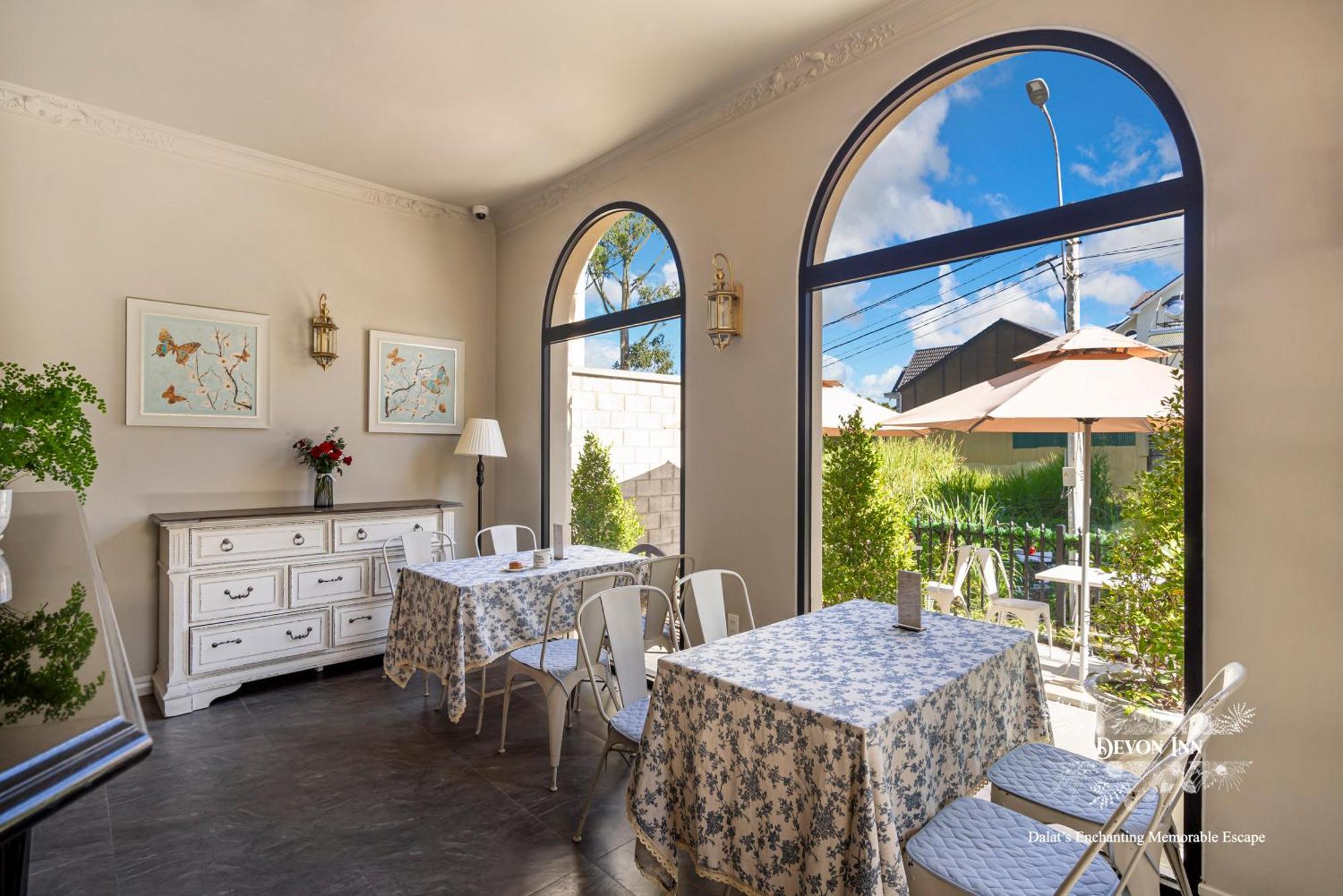 Devon Inn Khu Chi Lăng Exteriör bild