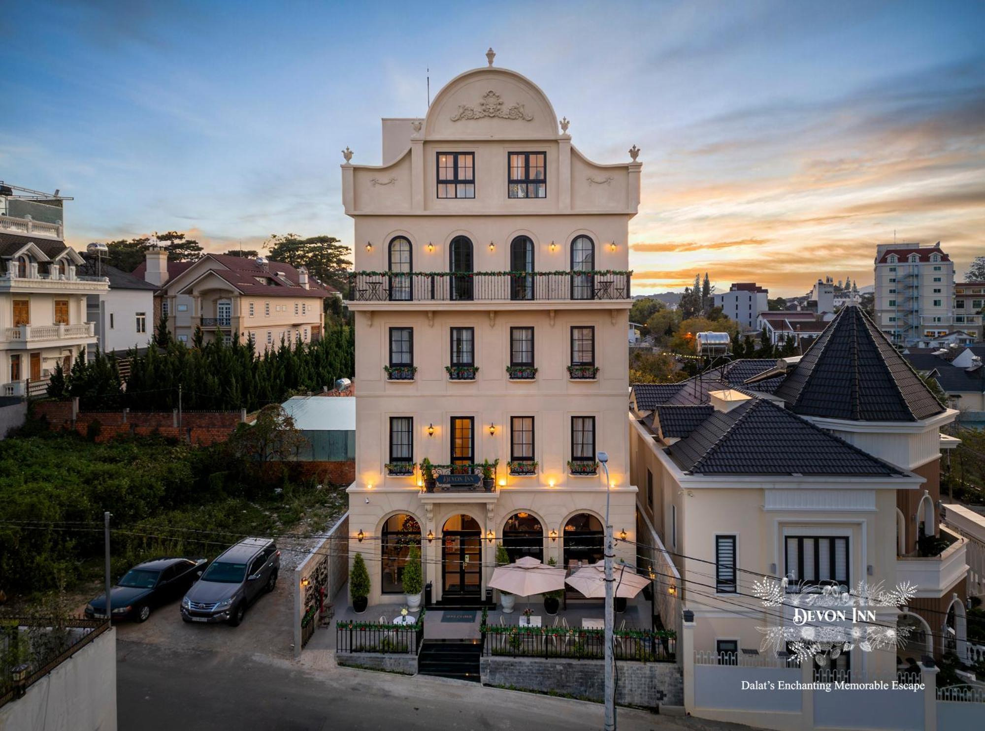 Devon Inn Khu Chi Lăng Exteriör bild